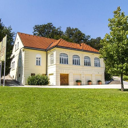 Villa Istenic Bizeljsko 외부 사진